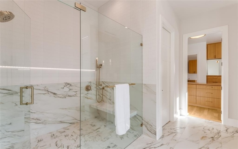 4015 Rochelle, Dallas, TX 75220, 5 Bedrooms Bedrooms, ,6 BathroomsBathrooms,Residential,For Sale,4015 Rochelle,0,21101008