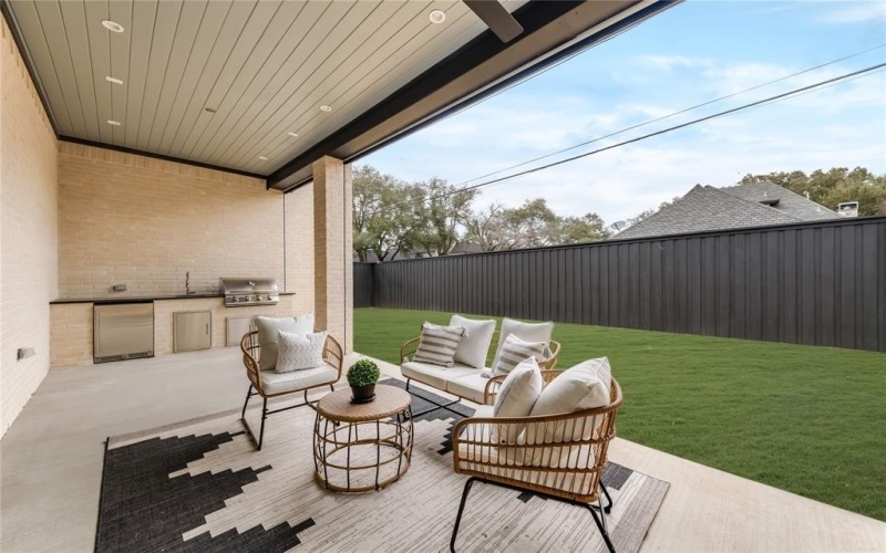 4015 Rochelle, Dallas, TX 75220, 5 Bedrooms Bedrooms, ,6 BathroomsBathrooms,Residential,For Sale,4015 Rochelle,0,21101008