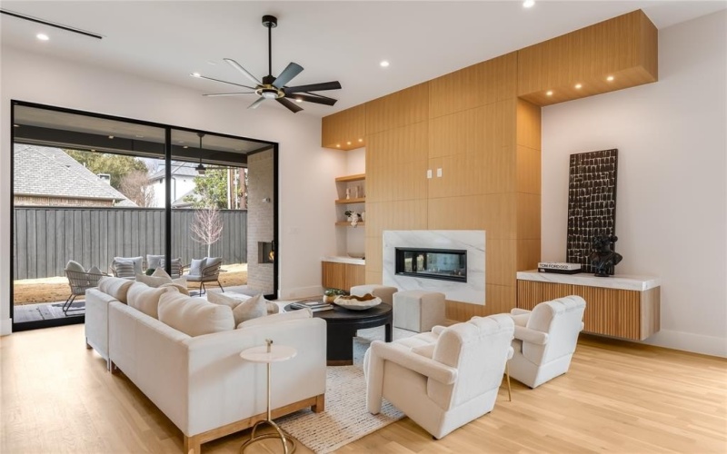 4015 Rochelle, Dallas, TX 75220, 5 Bedrooms Bedrooms, ,6 BathroomsBathrooms,Residential,For Sale,4015 Rochelle,0,21101008