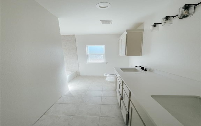 319 Rita Ridge Court, Millsap, TX 76066, 4 Habitaciones Habitaciones , ,2 BañosBaños,Residential,En Venta,319 Rita Ridge Court,0,21101016