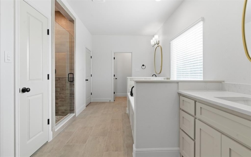 555 Hidden Lake, Bluff Dale, TX 76433, 4 Habitaciones Habitaciones , ,2 BañosBaños,Residential,En Venta,555 Hidden Lake,0,21101036