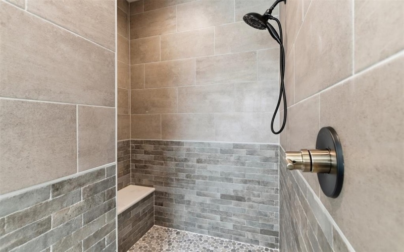 555 Hidden Lake, Bluff Dale, TX 76433, 4 Habitaciones Habitaciones , ,2 BañosBaños,Residential,En Venta,555 Hidden Lake,0,21101036