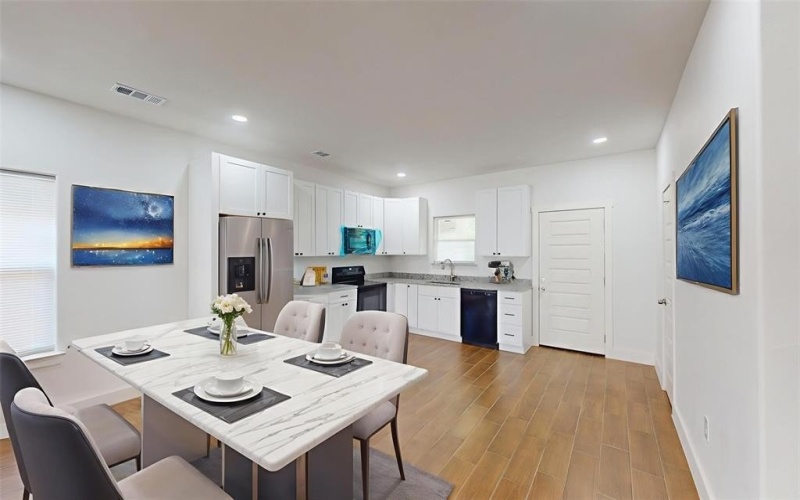 1615 Poplar Street, Dallas, TX 75215, 4 Bedrooms Bedrooms, ,2 BathroomsBathrooms,Residential,For Sale,1615 Poplar Street,0,21101093