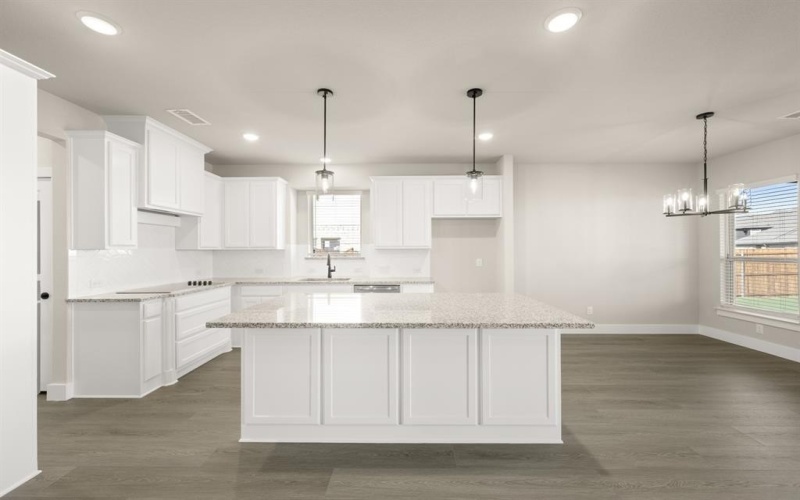 1819 Marlow Drive, Cedar Hill, TX 75104, 5 Bedrooms Bedrooms, ,5 BathroomsBathrooms,Residential,For Sale,1819 Marlow Drive,0,21101226