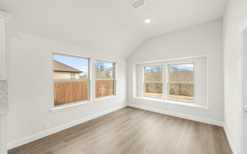 3909 Birch Grove Bend, Denton, TX 76226, 4 Bedrooms Bedrooms, ,3 BathroomsBathrooms,Residential,For Sale,3909 Birch Grove Bend,0,21101304