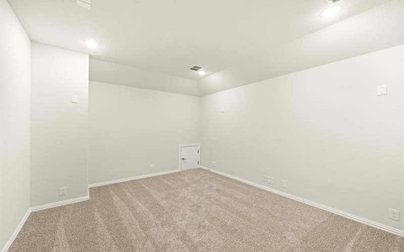 3909 Birch Grove Bend, Denton, TX 76226, 4 Bedrooms Bedrooms, ,3 BathroomsBathrooms,Residential,For Sale,3909 Birch Grove Bend,0,21101304