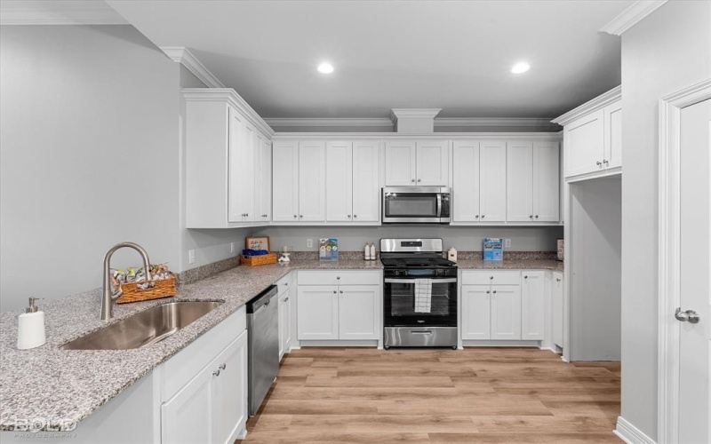 5870 Northwood Oaks, Shreveport, LA 71107, 4 Bedrooms Bedrooms, ,2 BathroomsBathrooms,Residential,For Sale,5870 Northwood Oaks,0,21101316