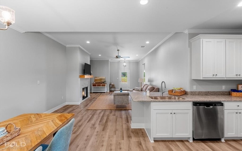 5870 Northwood Oaks, Shreveport, LA 71107, 4 Bedrooms Bedrooms, ,2 BathroomsBathrooms,Residential,For Sale,5870 Northwood Oaks,0,21101316