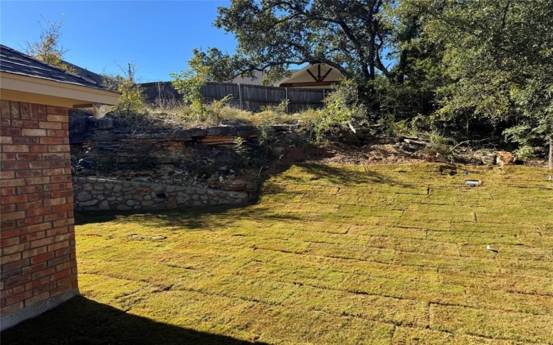 2718 Austin Drive, Granbury, TX 76048, 3 Bedrooms Bedrooms, ,2 BathroomsBathrooms,Residential,For Sale,2718 Austin Drive,0,21101390