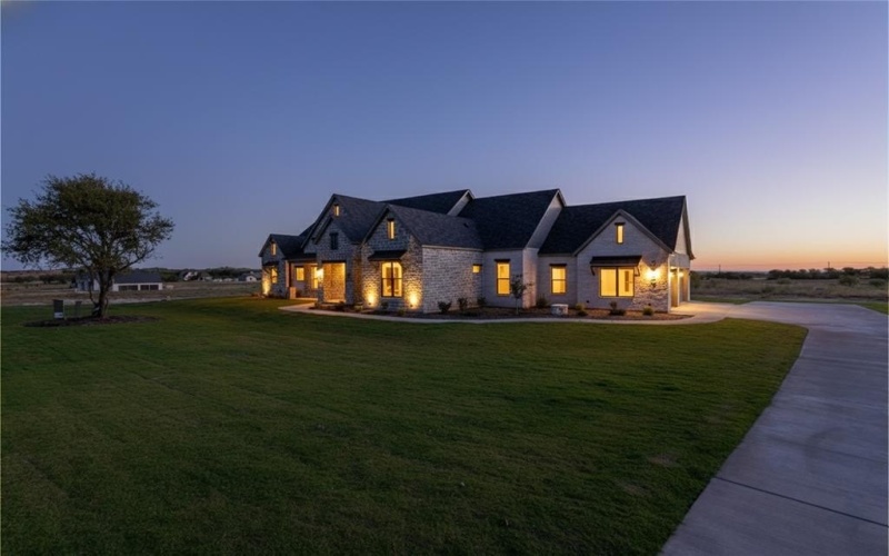 3029 Summit Drive, Aledo, TX 76008, 4 Bedrooms Bedrooms, ,5 BathroomsBathrooms,Residential,For Sale,3029 Summit Drive,0,21101392