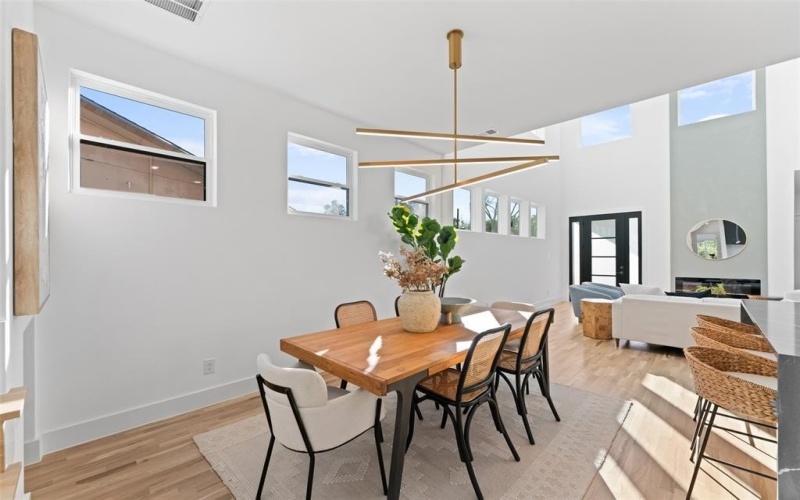 2315 S Vernon Avenue, Dallas, TX 75224, 3 Bedrooms Bedrooms, ,3 BathroomsBathrooms,Residential,For Sale,2315 S Vernon Avenue,0,21101415