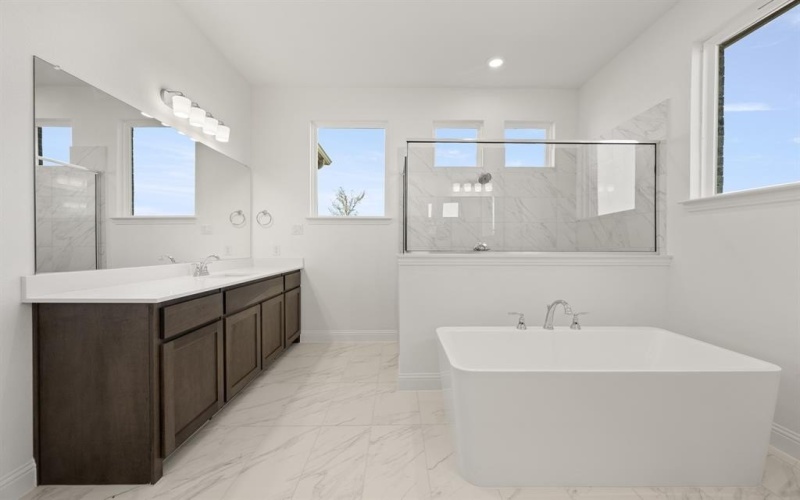 141 Hollingsworth Lane, Oak Leaf, TX 75154, 4 Bedrooms Bedrooms, ,3 BathroomsBathrooms,Residential,For Sale,141 Hollingsworth Lane,0,21101588