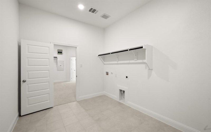 141 Hollingsworth Lane, Oak Leaf, TX 75154, 4 Bedrooms Bedrooms, ,3 BathroomsBathrooms,Residential,For Sale,141 Hollingsworth Lane,0,21101588