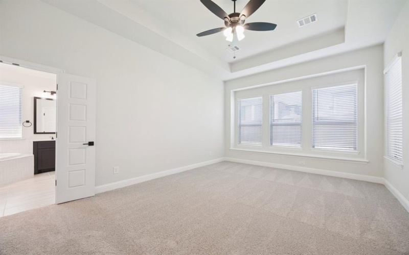 625 Majestic Oak Lane, Waxahachie, TX 75165, 4 Habitaciones Habitaciones , ,3 BañosBaños,Residential,En Venta,625 Majestic Oak Lane,0,21101596