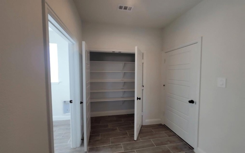 7137 Van Gogh Drive, Royse City, TX 75189, 5 Bedrooms Bedrooms, ,3 BathroomsBathrooms,Residential,For Sale,7137 Van Gogh Drive,0,21101624