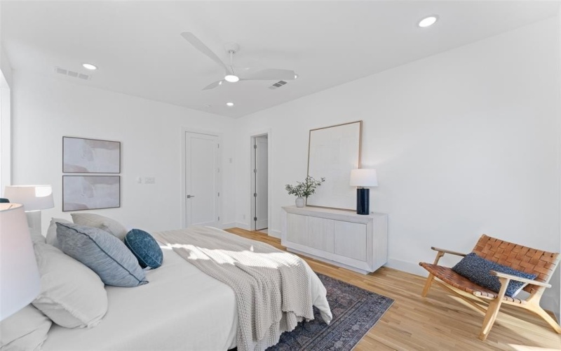 2313 S Vernon Avenue, Dallas, TX 75224, 3 Bedrooms Bedrooms, ,3 BathroomsBathrooms,Residential,For Sale,2313 S Vernon Avenue,0,21101682