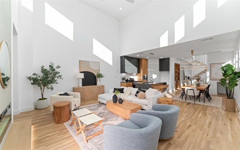 2313 S Vernon Avenue, Dallas, TX 75224, 3 Bedrooms Bedrooms, ,3 BathroomsBathrooms,Residential,For Sale,2313 S Vernon Avenue,0,21101682