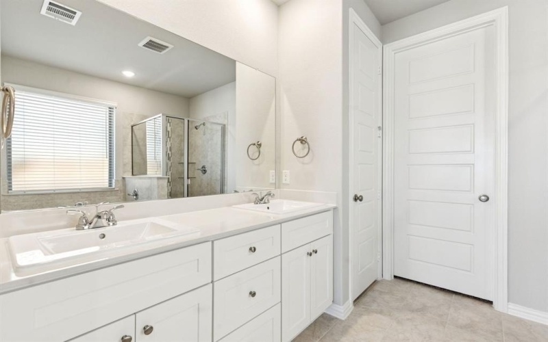 1801 Jade Forest Lane, Mesquite, TX 75181, 4 Bedrooms Bedrooms, ,2 BathroomsBathrooms,Residential,For Sale,1801 Jade Forest Lane,0,21101683