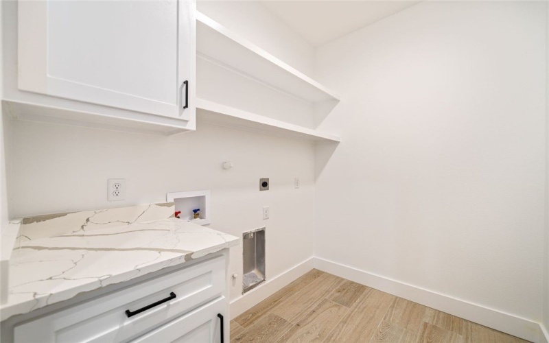 1454 Sansa Street, Corpus Christi, TX 78415, 4 Bedrooms Bedrooms, ,3 BathroomsBathrooms,Residential,For Sale,1454 Sansa Street,0,467201