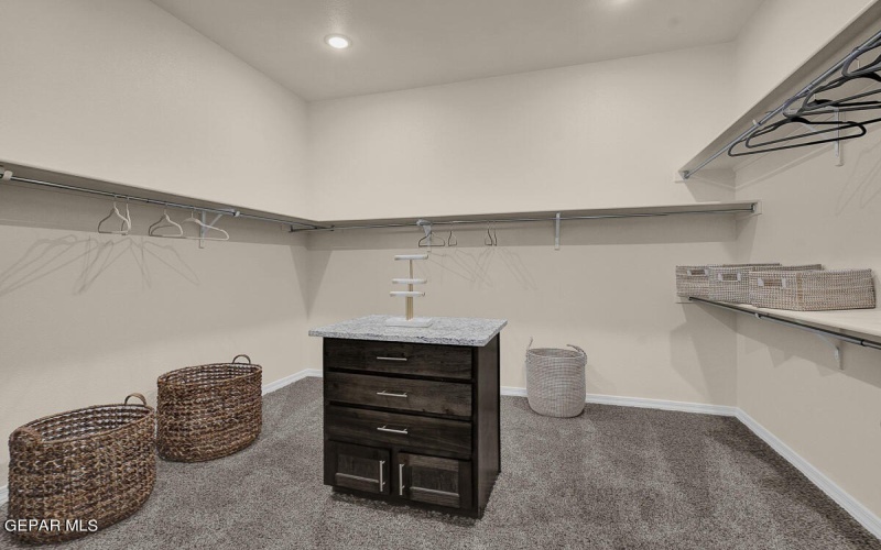 7625 Enchanted Ridge Drive, El Paso, TX 79911, 5 Habitaciones Habitaciones , ,3 BañosBaños,Residential,En Venta,7625 Enchanted Ridge Drive,0,933034