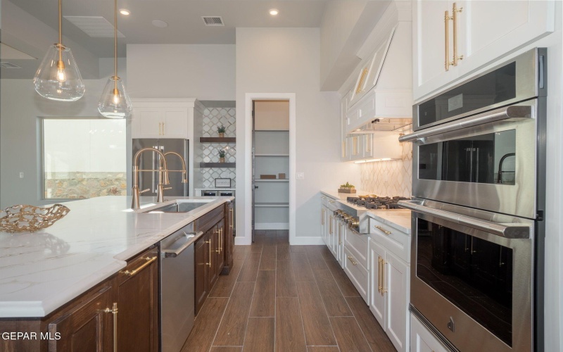 300 RIO DEL RANCHO Court, El Paso, TX 79932, 4 Habitaciones Habitaciones , ,1 BañoBaños,Residential,En Venta,300 RIO DEL RANCHO Court,0,933036