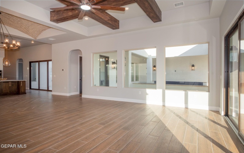 300 RIO DEL RANCHO Court, El Paso, TX 79932, 4 Habitaciones Habitaciones , ,1 BañoBaños,Residential,En Venta,300 RIO DEL RANCHO Court,0,933036