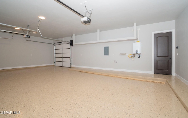 300 RIO DEL RANCHO Court, El Paso, TX 79932, 4 Habitaciones Habitaciones , ,1 BañoBaños,Residential,En Venta,300 RIO DEL RANCHO Court,0,933036