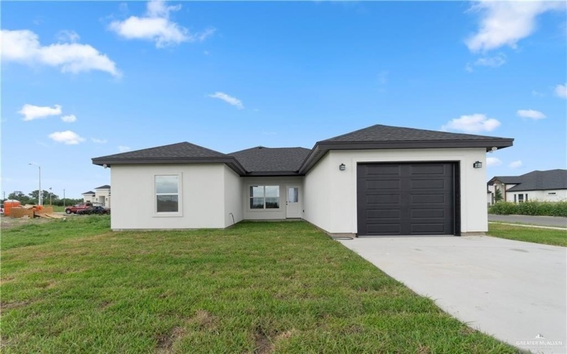 900 E 38th Street, San Juan, TX 78589, 3 Bedrooms Bedrooms, ,2 BathroomsBathrooms,Residential,For Sale,900 E 38th Street,0,485871