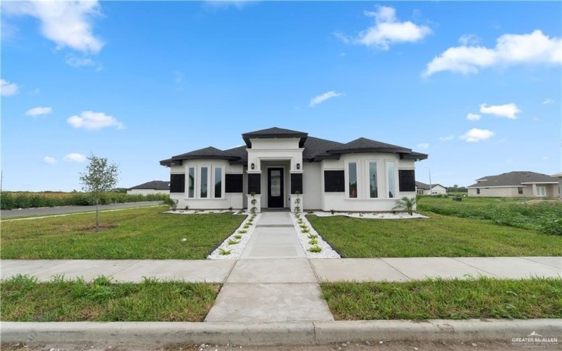 900 E 38th Street, San Juan, TX 78589, 3 Bedrooms Bedrooms, ,2 BathroomsBathrooms,Residential,For Sale,900 E 38th Street,0,485871