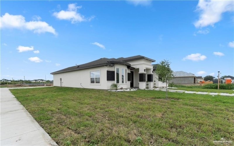 900 E 38th Street, San Juan, TX 78589, 3 Bedrooms Bedrooms, ,2 BathroomsBathrooms,Residential,For Sale,900 E 38th Street,0,485871