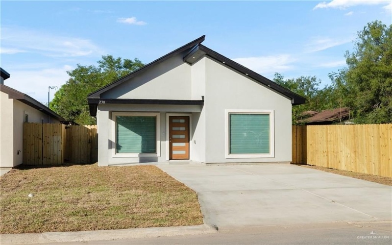 230 W Longoria Drive, Pharr, TX 78577, 3 Bedrooms Bedrooms, ,2 BathroomsBathrooms,Residential,For Sale,230 W Longoria Drive,0,485958