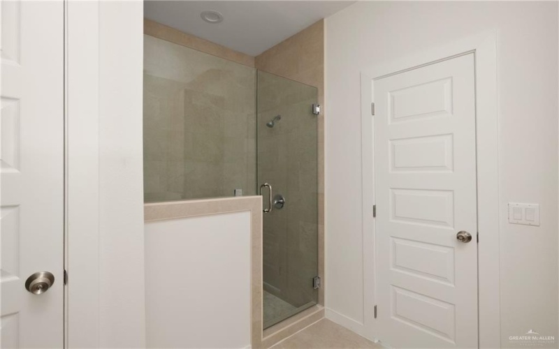 232 W Longoria Drive, Pharr, TX 78577, 3 Bedrooms Bedrooms, ,2 BathroomsBathrooms,Residential,For Sale,232 W Longoria Drive,0,485963