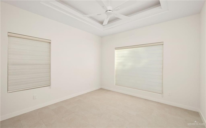 232 W Longoria Drive, Pharr, TX 78577, 3 Bedrooms Bedrooms, ,2 BathroomsBathrooms,Residential,For Sale,232 W Longoria Drive,0,485963