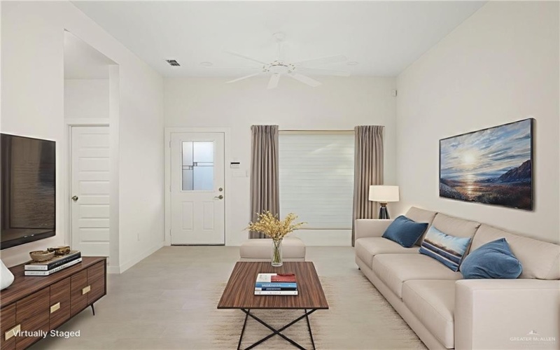 232 W Longoria Drive, Pharr, TX 78577, 3 Bedrooms Bedrooms, ,2 BathroomsBathrooms,Residential,For Sale,232 W Longoria Drive,0,485963