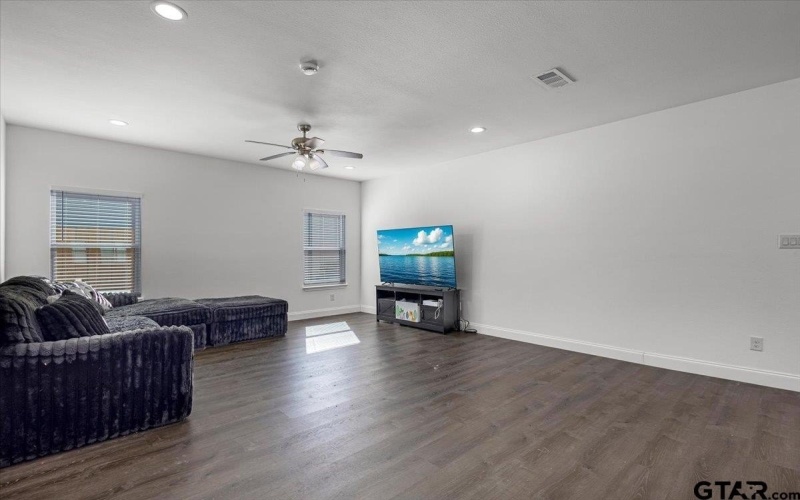 115 Labein Ave, Greenville, TX 75402, 4 Bedrooms Bedrooms, ,3 BathroomsBathrooms,Residential,For Sale,115 Labein Ave,0,25016037