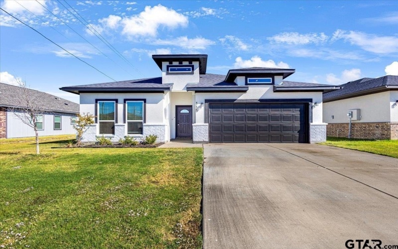 115 Labein Ave, Greenville, TX 75402, 4 Bedrooms Bedrooms, ,3 BathroomsBathrooms,Residential,For Sale,115 Labein Ave,0,25016037