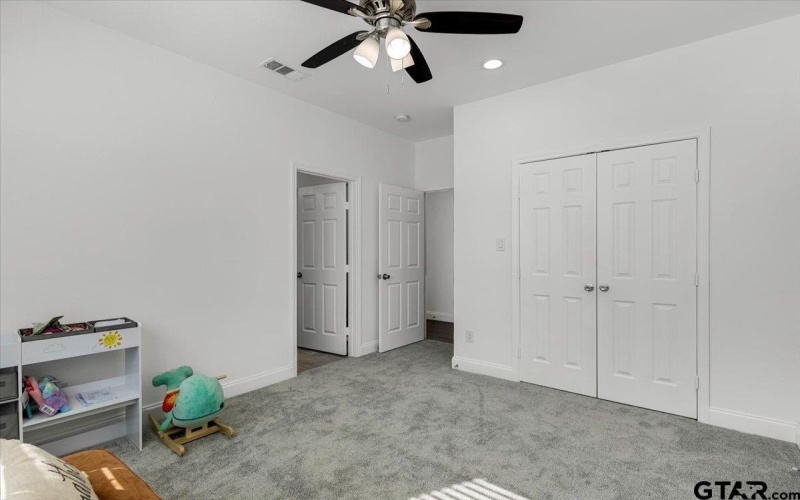 115 Labein Ave, Greenville, TX 75402, 4 Bedrooms Bedrooms, ,3 BathroomsBathrooms,Residential,For Sale,115 Labein Ave,0,25016037