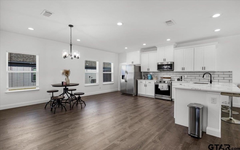 115 Labein Ave, Greenville, TX 75402, 4 Bedrooms Bedrooms, ,3 BathroomsBathrooms,Residential,For Sale,115 Labein Ave,0,25016037