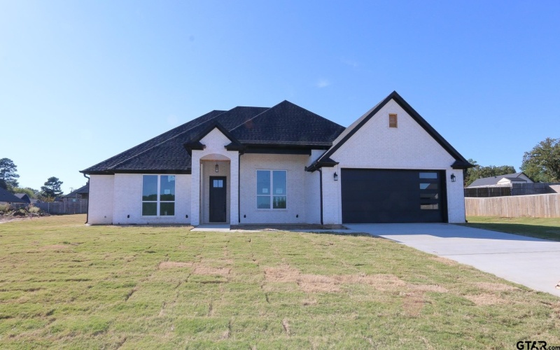 14121 Lexi Court, Tyler, TX 75703, 4 Bedrooms Bedrooms, ,2 BathroomsBathrooms,Residential,For Sale,14121 Lexi Court,0,25016046