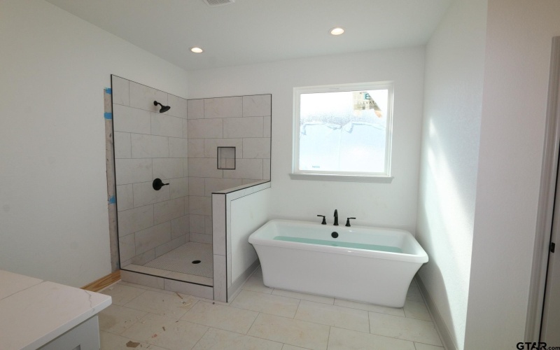 14121 Lexi Court, Tyler, TX 75703, 4 Bedrooms Bedrooms, ,2 BathroomsBathrooms,Residential,For Sale,14121 Lexi Court,0,25016046