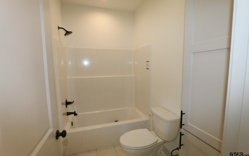 14121 Lexi Court, Tyler, TX 75703, 4 Bedrooms Bedrooms, ,2 BathroomsBathrooms,Residential,For Sale,14121 Lexi Court,0,25016046