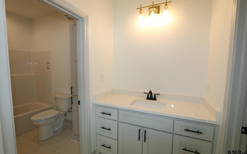 14121 Lexi Court, Tyler, TX 75703, 4 Bedrooms Bedrooms, ,2 BathroomsBathrooms,Residential,For Sale,14121 Lexi Court,0,25016046