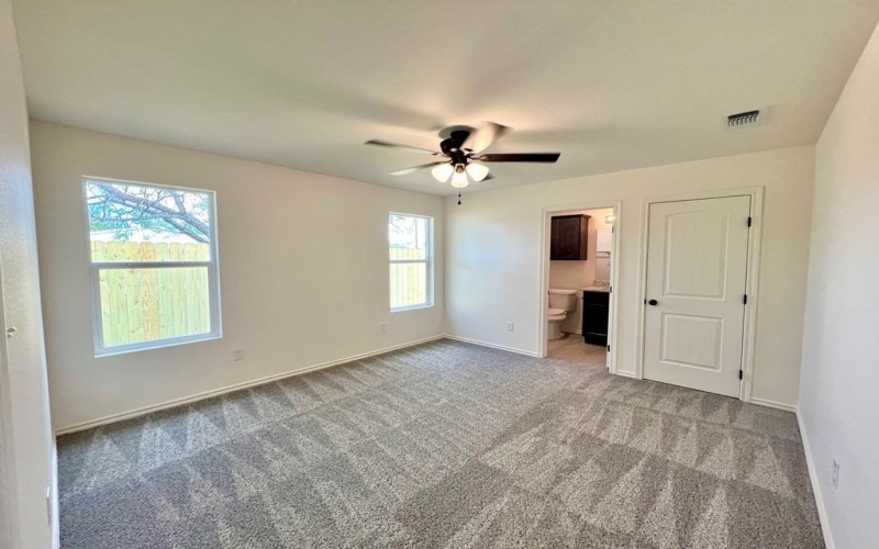 317 E 25th St, San Angelo, TX 76903, 3 Habitaciones Habitaciones , ,2 BañosBaños,Residential,En Venta,317 E 25th St,0,129608