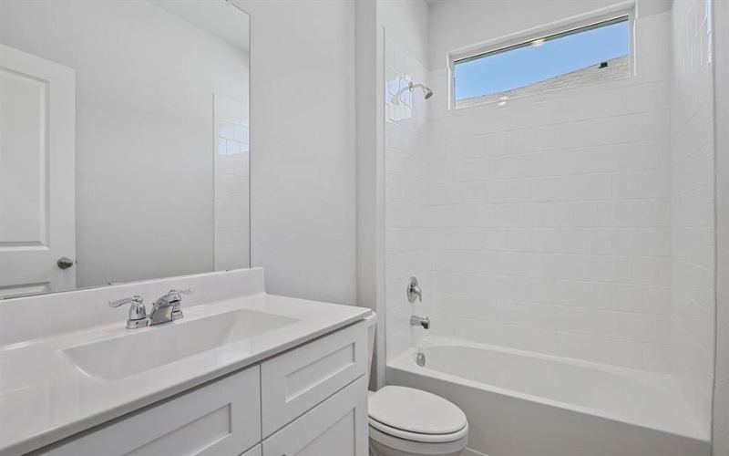 17728 REVERIE Road, Burleson, TX 76028, 5 Habitaciones Habitaciones , ,3 BañosBaños,Residential,En Venta,17728 REVERIE Road,0,21101320