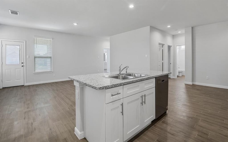 17728 REVERIE Road, Burleson, TX 76028, 5 Habitaciones Habitaciones , ,3 BañosBaños,Residential,En Venta,17728 REVERIE Road,0,21101320