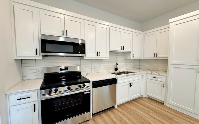 1509 Locust Street, Commerce, TX 75428, 6 Habitaciones Habitaciones , ,5 BañosBaños,Residential Multi Family,En Venta,1509 Locust Street,0,21101562