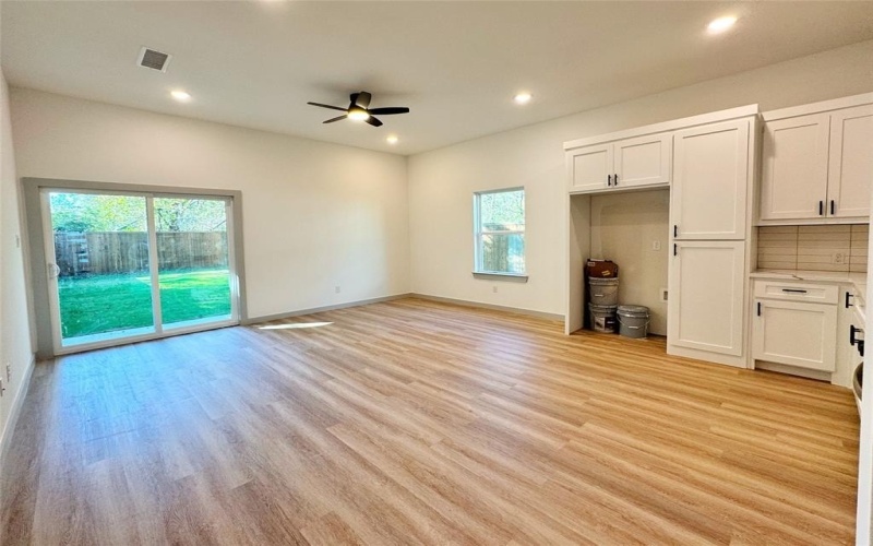 1509 Locust Street, Commerce, TX 75428, 6 Habitaciones Habitaciones , ,5 BañosBaños,Residential Multi Family,En Venta,1509 Locust Street,0,21101562