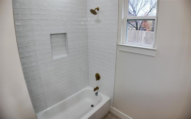 810 Foxwood Place, Lewisville, TX 75067, 3 Habitaciones Habitaciones , ,2 BañosBaños,Residential,En Venta,810 Foxwood Place,0,21101660