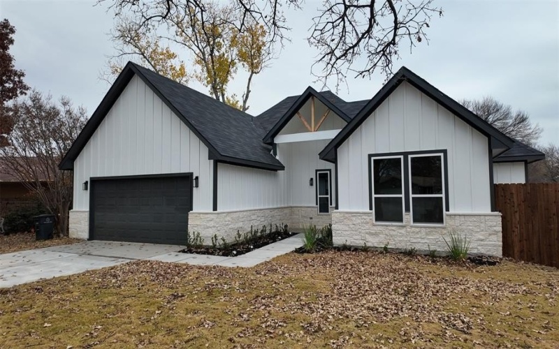 810 Foxwood Place, Lewisville, TX 75067, 3 Habitaciones Habitaciones , ,2 BañosBaños,Residential,En Venta,810 Foxwood Place,0,21101660