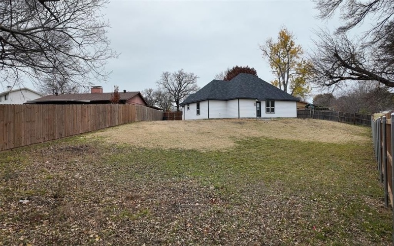 810 Foxwood Place, Lewisville, TX 75067, 3 Habitaciones Habitaciones , ,2 BañosBaños,Residential,En Venta,810 Foxwood Place,0,21101660